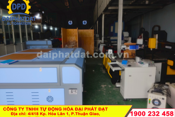 Xem hướng dẫn sử dụng máy cắt laser trực tiếp hay qua video trên mạng tốt hơn