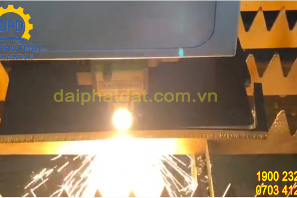 Cung cấp các loại máy cắt laser thép tấm công nghiệp dùng trong công nghiệp nặng